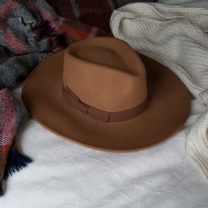 S/M Wide Brim Grosgrain Trim Wool Hat